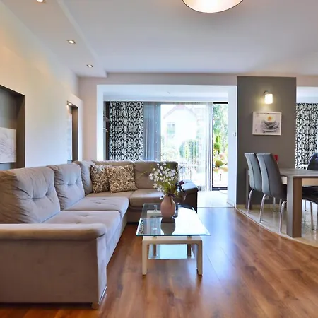 Ξενοδοχείο Victus Apartamenty, Apartament Familijny Σόποτ